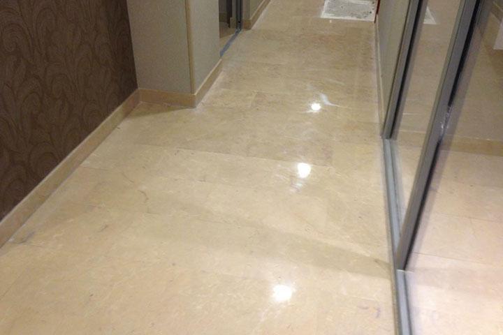 Pose de marbres Roussillon