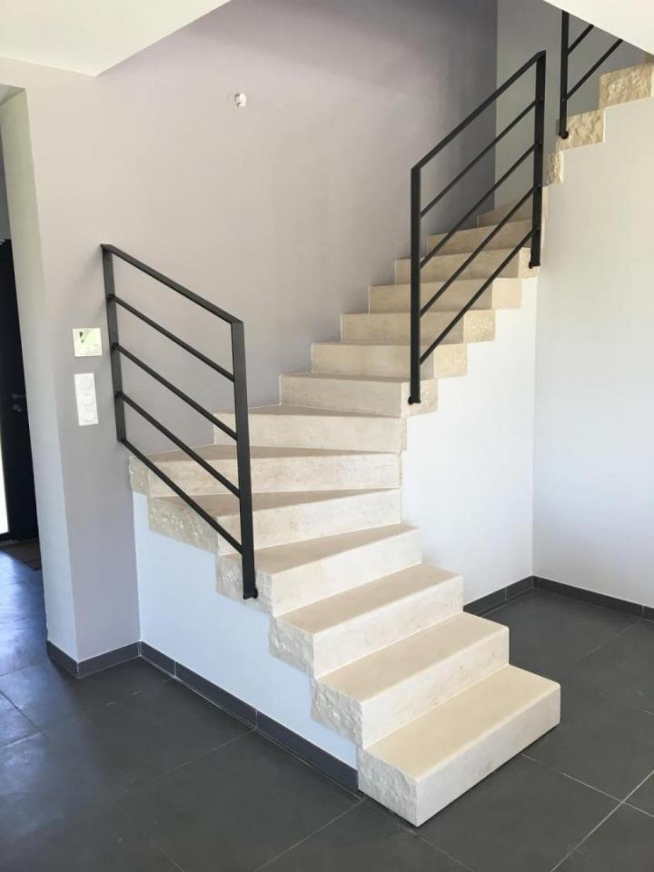 Escaliers en marbre Roussillon